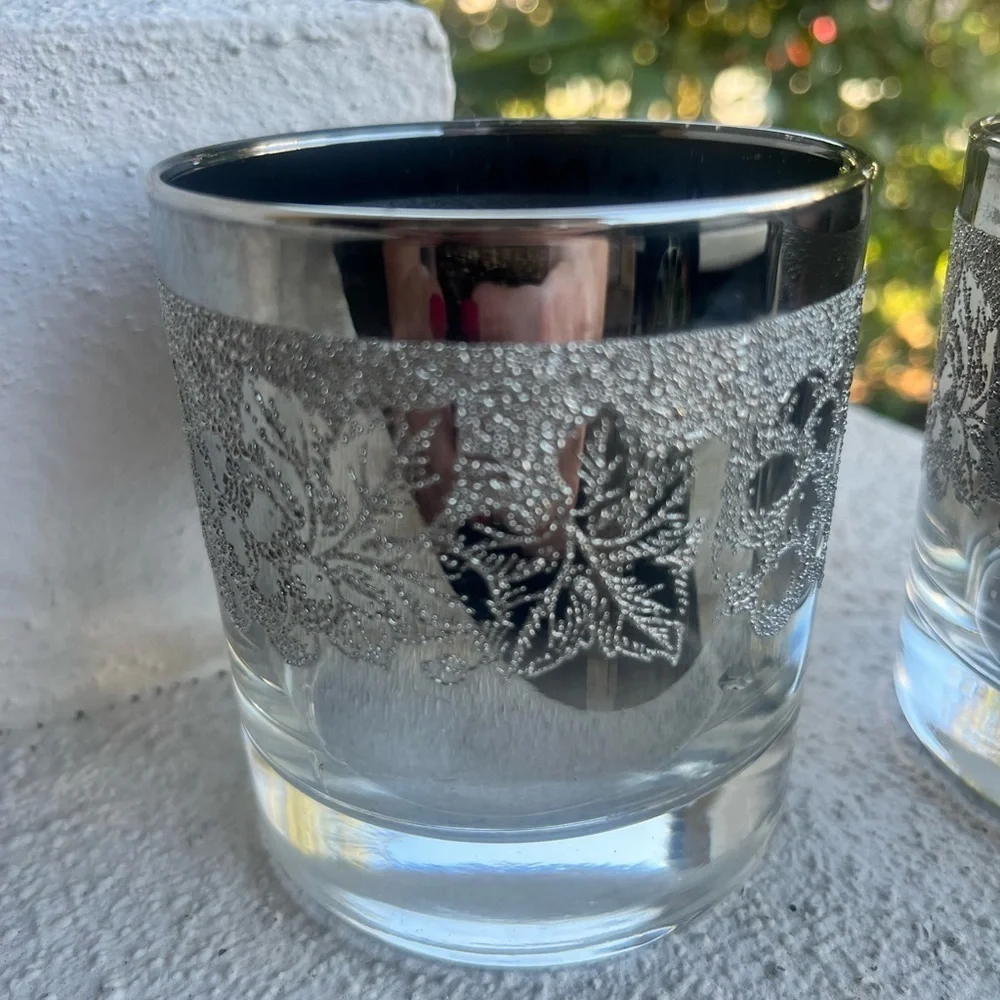 Silver Fade MCM Glasses Barware Embossed Ombré High Ball 4 In Tall Set of 2